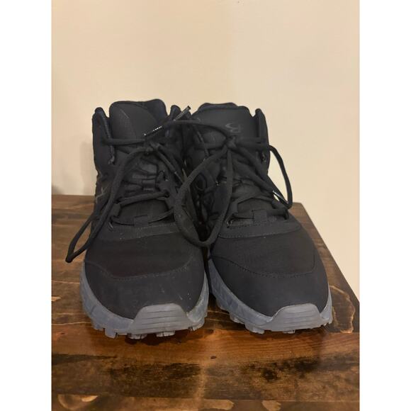 Boombah Men’s 12 Black Gray Turf Baseball Shoes Mid Top Athletic Sneakers EUC - Picture 7 of 7